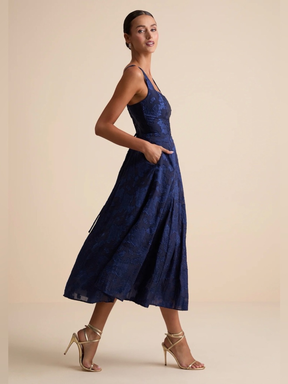 Lulus Loira Navy Burnout Jacquard Lace-up Midi Dress Blue - Size XL - Picture 2 of 3